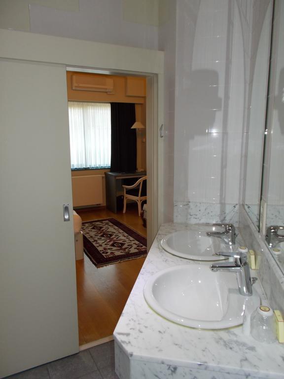 Hotel De Swaen Herentals Ngoại thất bức ảnh